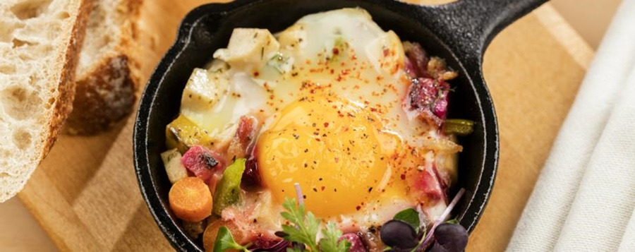 두바이버즈알아랍호텔레스토랑이용방법burj-al-arab---restaurants---bab-al-yam---baked-egg-pytt-i-pana---hero.jpg