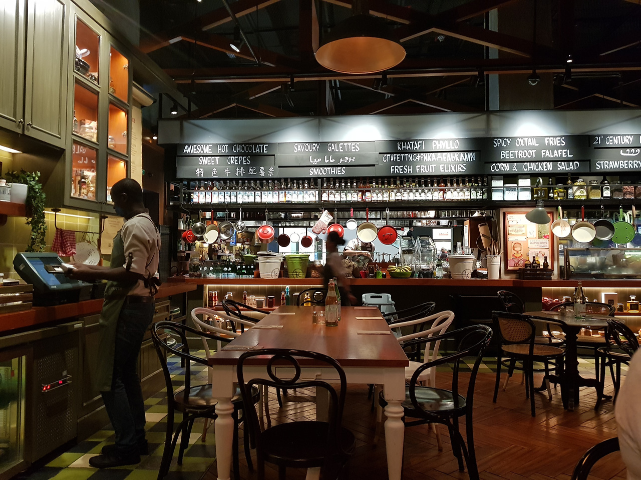 두바이몰맛집추천_마케티레스토랑 (13).jpg