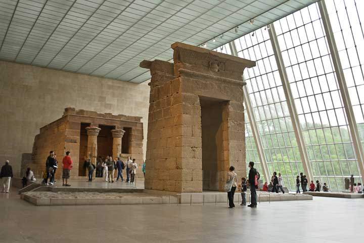 met-gallery-dendur.jpg
