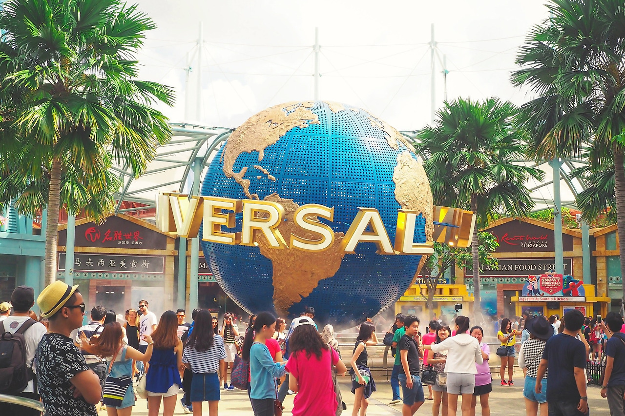 universal-677666_1920.jpg