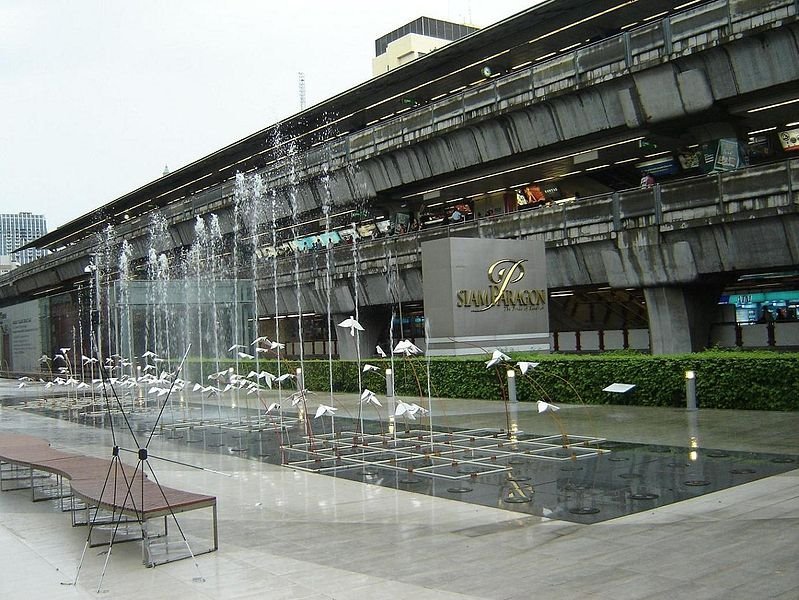 Siam_Paragon_(3701487618).jpg