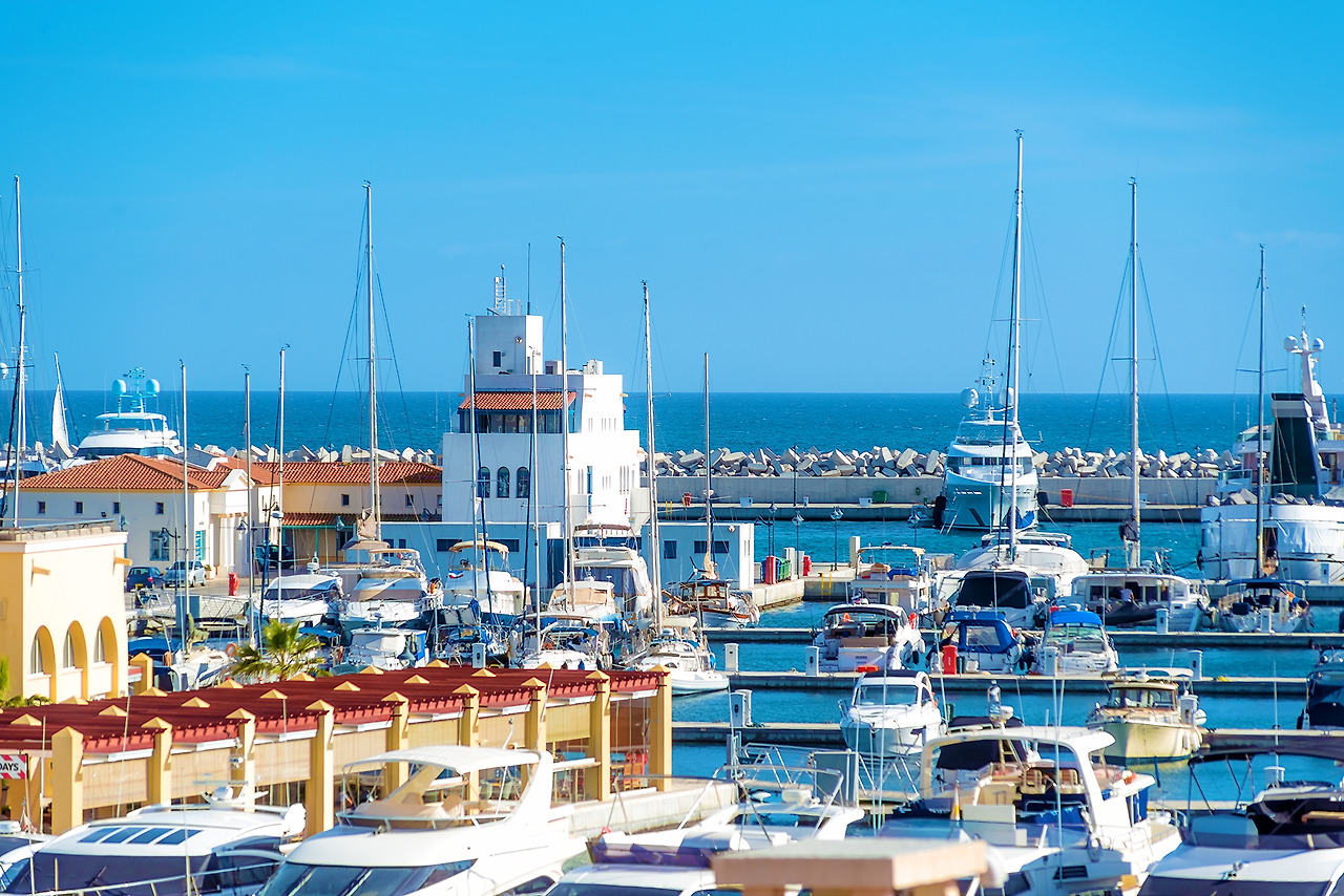 Lemesos_Limassol_Marina2.jpg