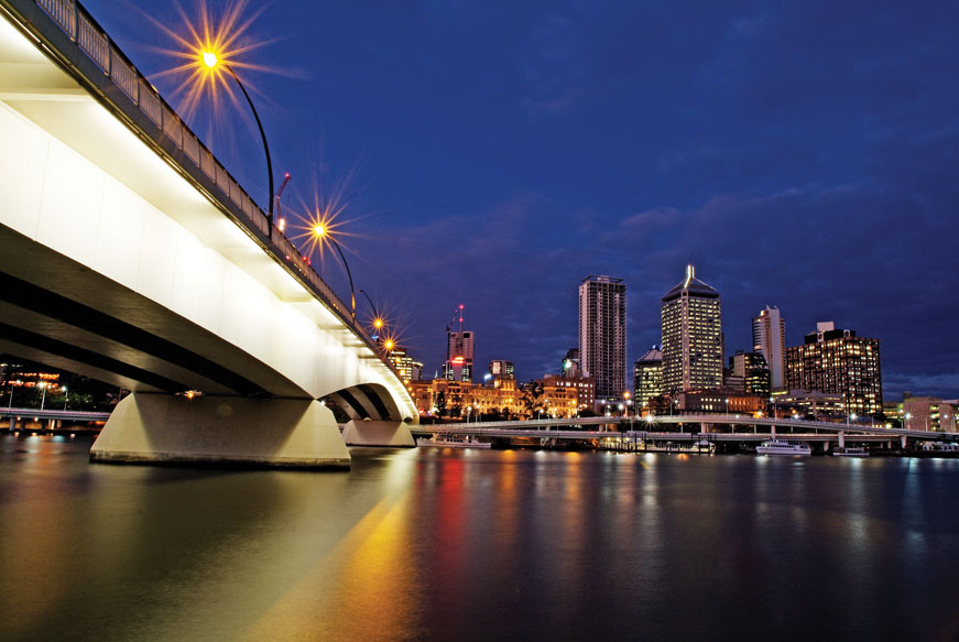 Brisbane - Victoria Bridge.jpg