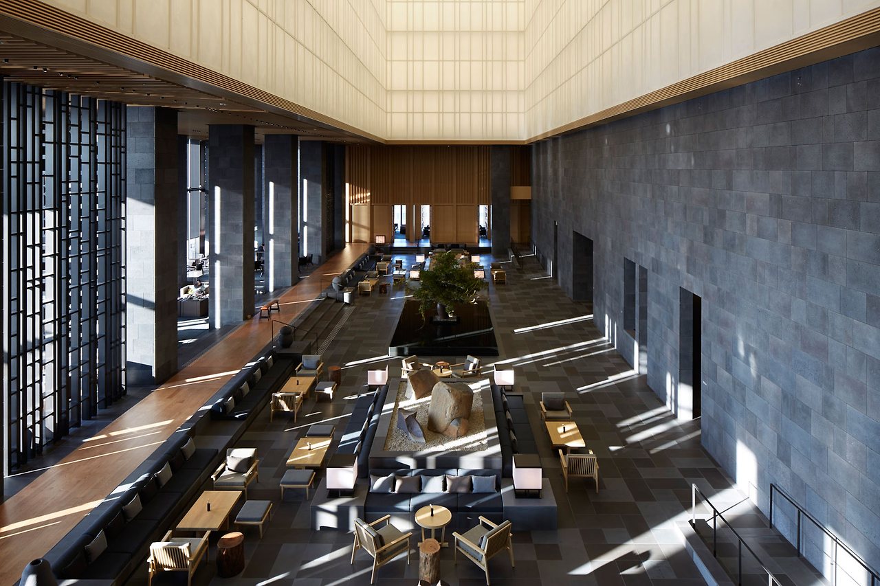 Aman-Tokyo-Lobby-01.jpg