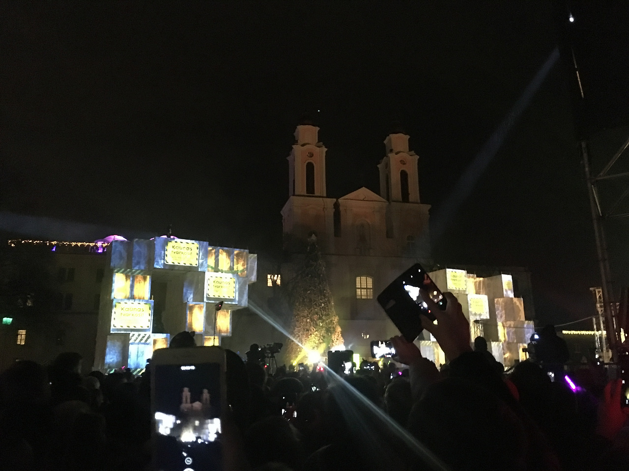 2017-12-02 18.08.52.jpg