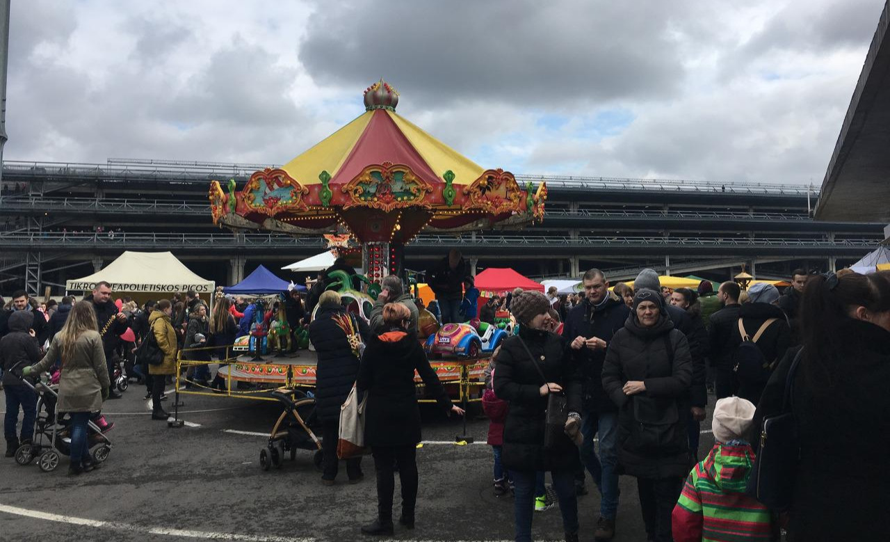 2017-03-11 12.45.25.jpg