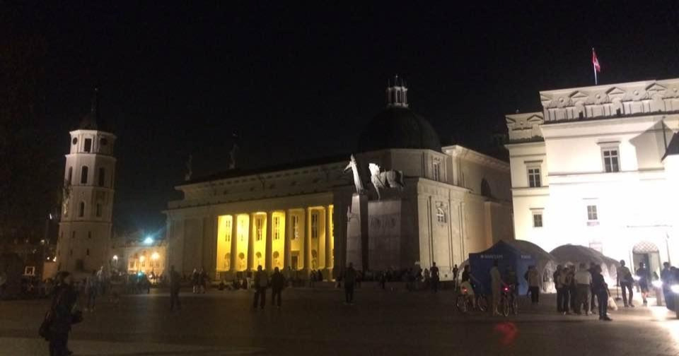 2016-09-10 22.07.00.jpg