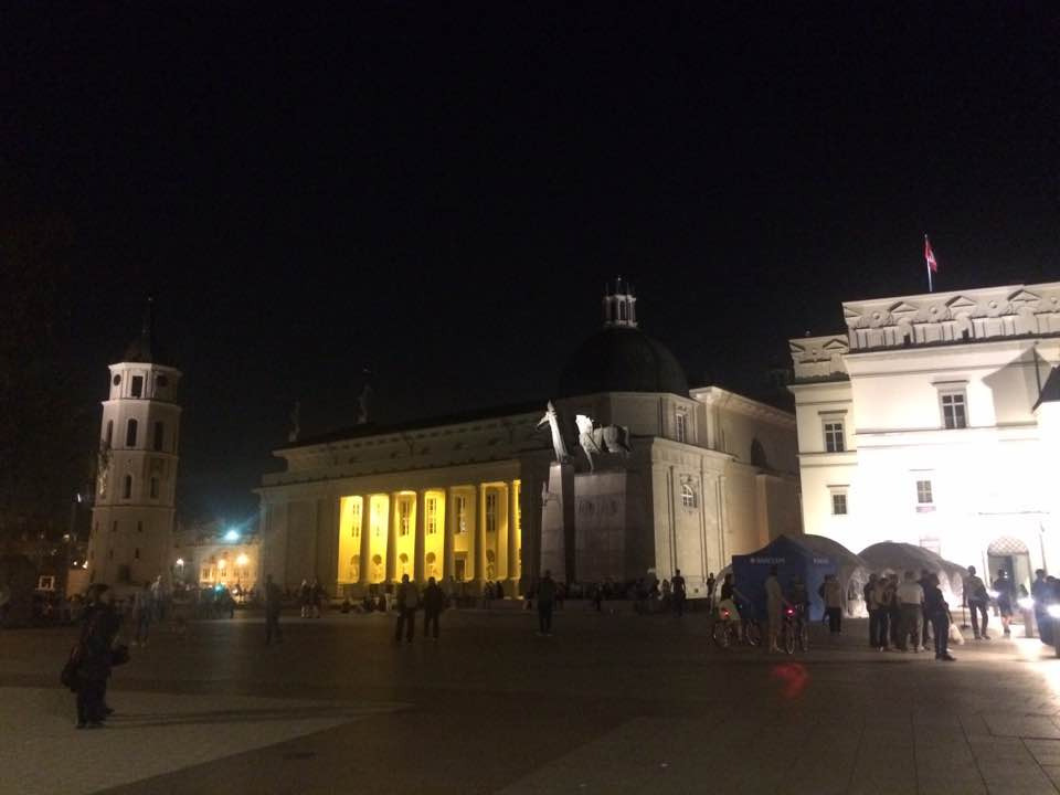 2016-09-10 22.07.00.jpg