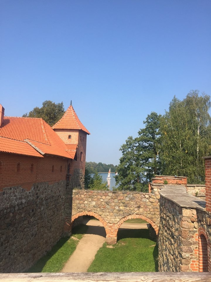 2016-09-10 18.40.38.jpg