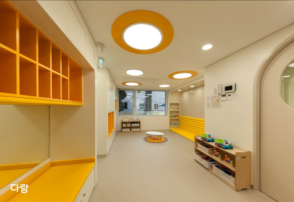 다람_1층햇살반.jpg