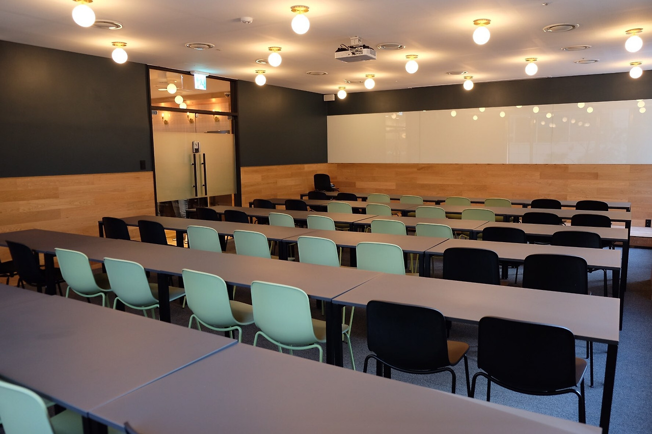 2층 세미나실 (5).jpg