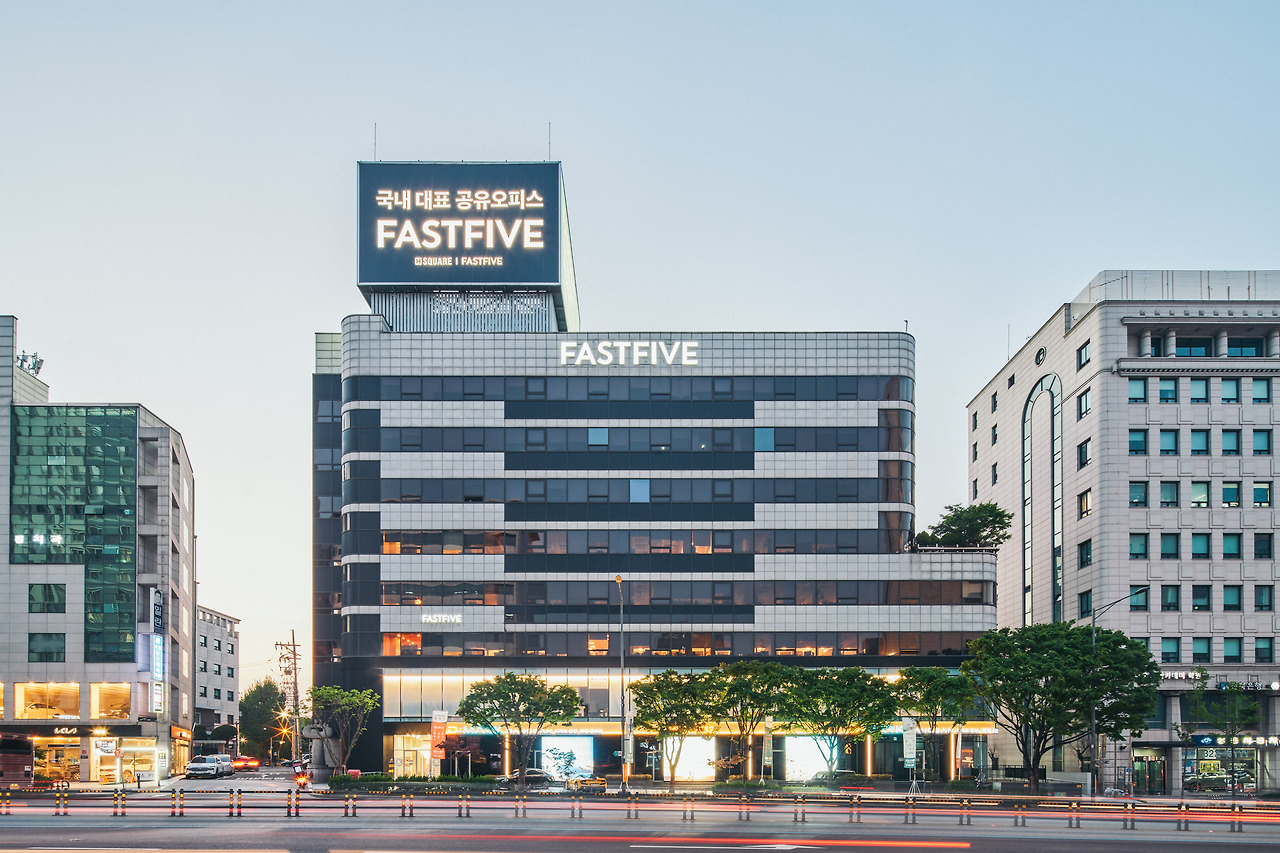 합정점 외관.jpg