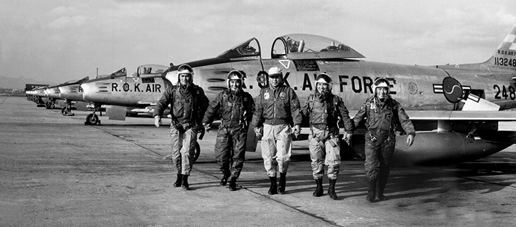 3 빨간 마후라.jpg