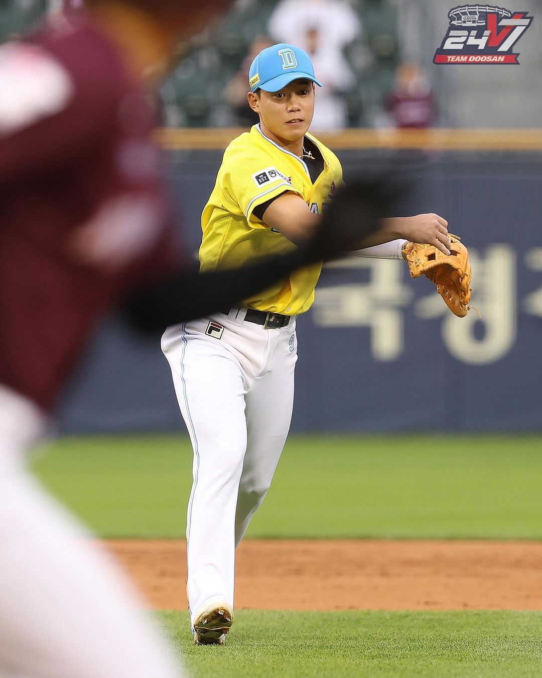 [경기사진] 240421 잠실 vs 키움히어로즈 DH 2차전 HL #2  #더 많은 우리 선수단의 모습들은 구단 공식 페이스북 페이지에서 확인 하실 수 있습니다. #두산베어스#두린이날#잠실야구장#베어스타그램#최강두산#doosanbears#FILA.jpg