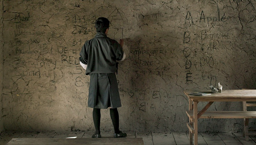 교실 안의 야크_스틸컷_7.jpg