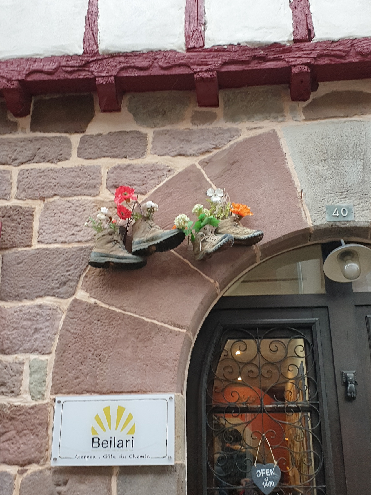 KakaoTalk_20220714_225111979생장 벽에걸린장식 신불.jpg