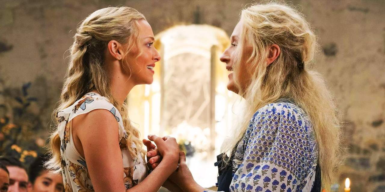 Meryl-Streep-and-Amanda-Seyfried-in-Mamma-Mia-2.jpg