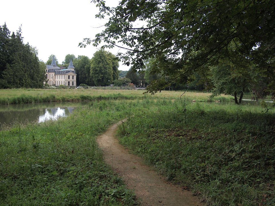 10402933_498308446981317_1159189803939450169_n (1).jpg