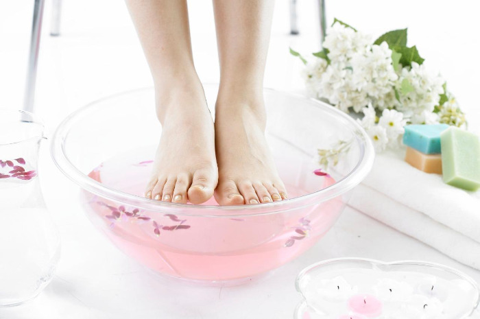 당뇨인 발 감각 점점 무뎌지기 전에 당뇨발 관리2.jpg