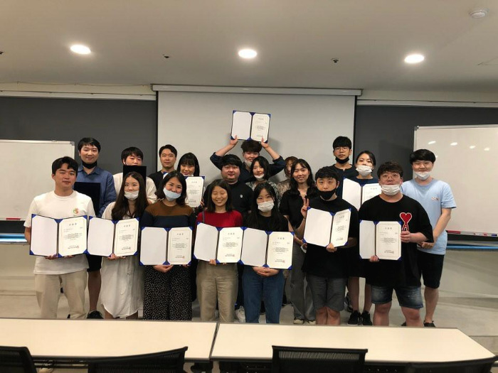 [학생독립만세]마개팅 단체.jpg