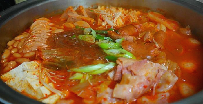 부대찌개완성2.jpg