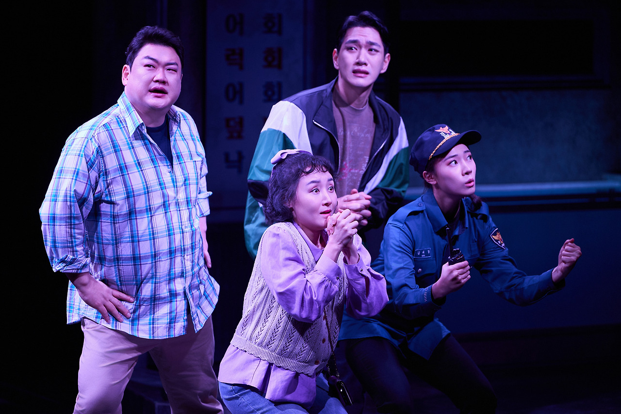 이상한 나라의 춘자씨 공연사진 (9).jpg