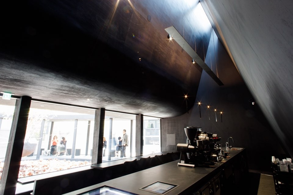 FELT 도산공원점 (3).jpg