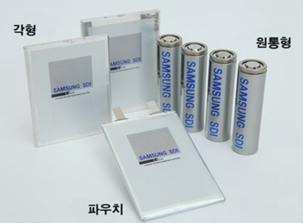 전기차 배터리 사진.jpg