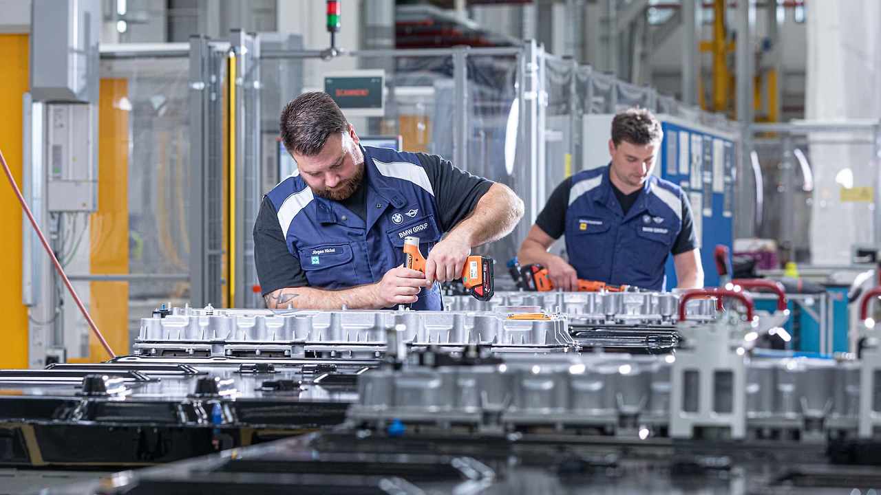 battery factory3.jpg