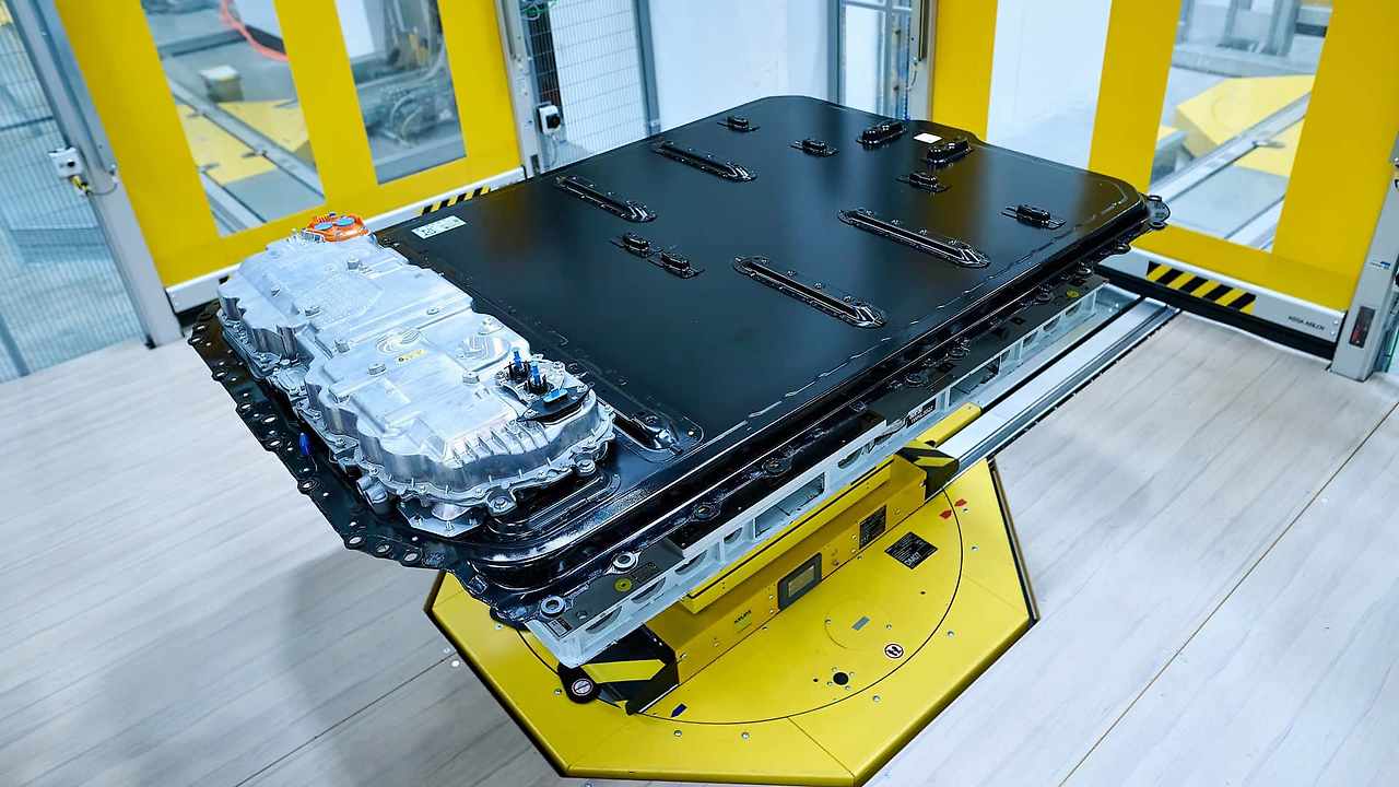 battery factory2.jpg