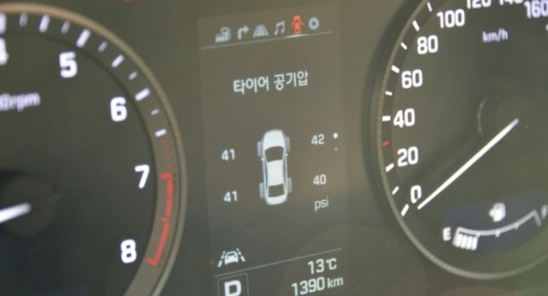 타이어압_계기판.jpg