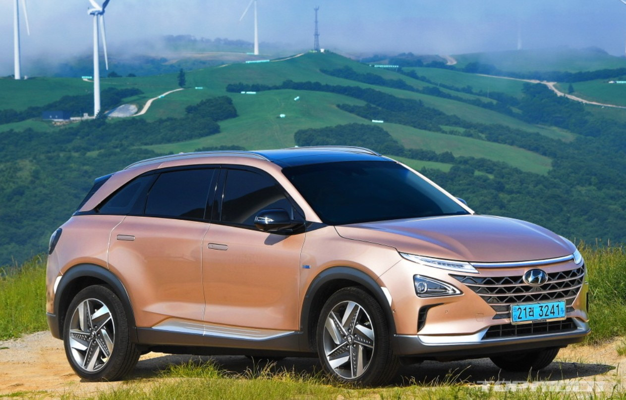 넥소 수소차.jpg