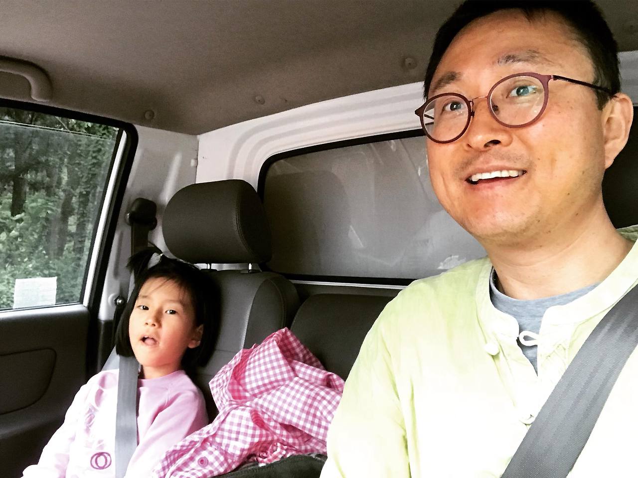 뽀뇨와 점심 맛있게 먹고 집으로 가는 중..jpg