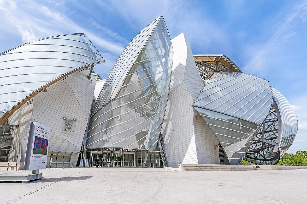 paris-foundation-louis-vuitton-hd.jpg