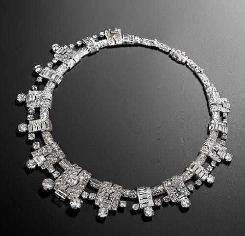 Cartier jewelry @ Bonhams. Fine Jewellery, New Bond Street, 9 Dec 2010 - Eloge de l'Art par Alain Truong.jpg