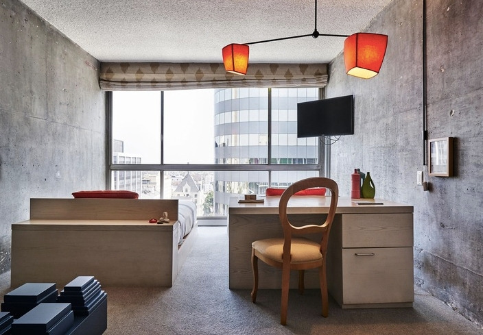 line la hotelscom.jpg