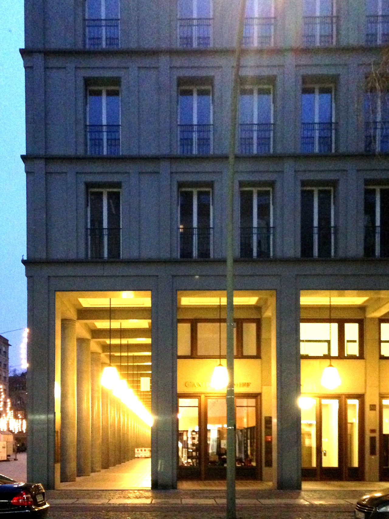 walter benjamin platz 2.jpg