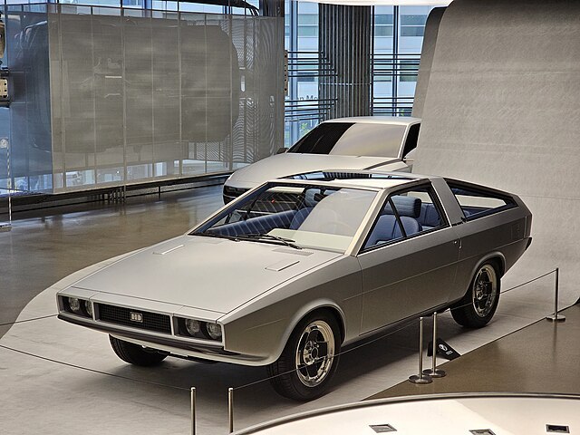 Hyundai_Pony_Coupe_Concept_CCA-Share Alike 4.0_Damian B Oh.jpg