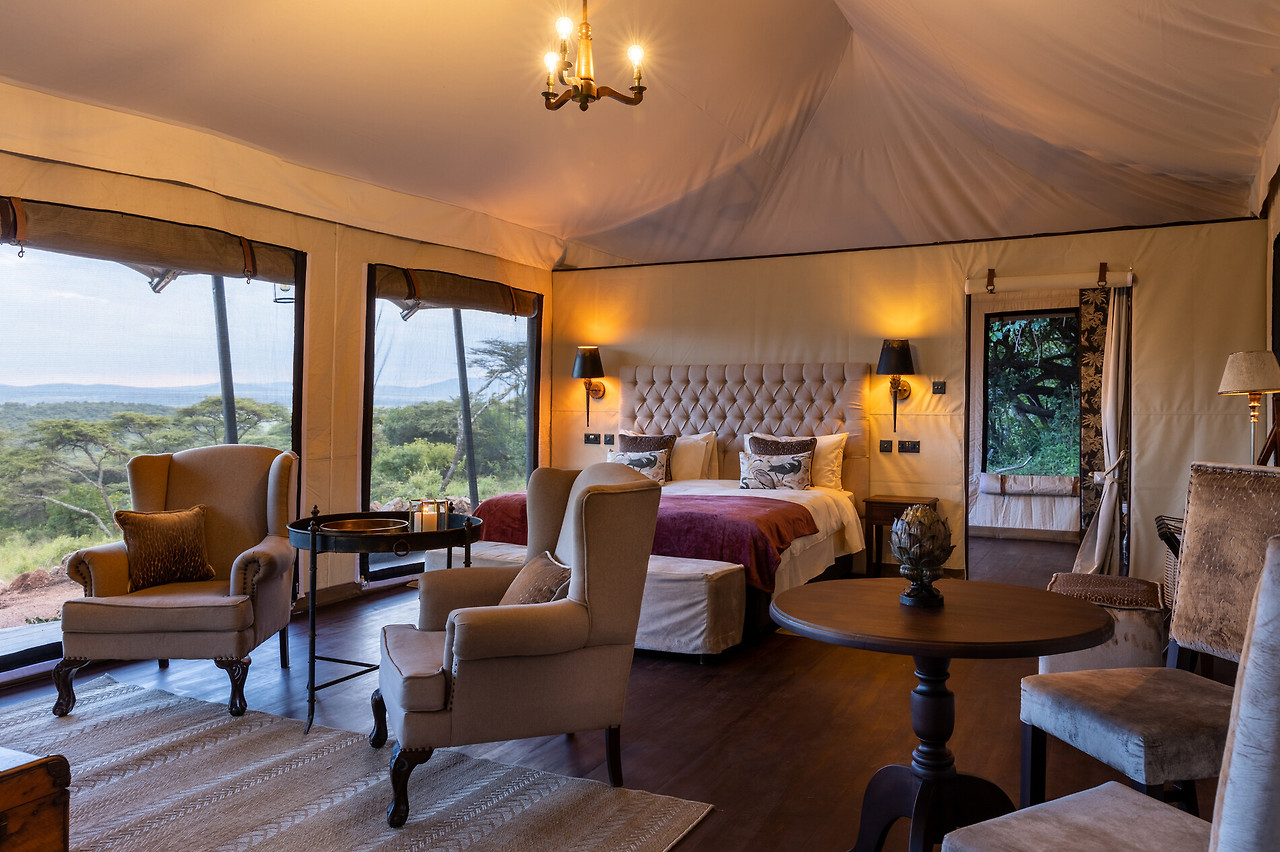 cottars-safari-camp-interior-athi-double-tent-01.1e326eb0.jpg