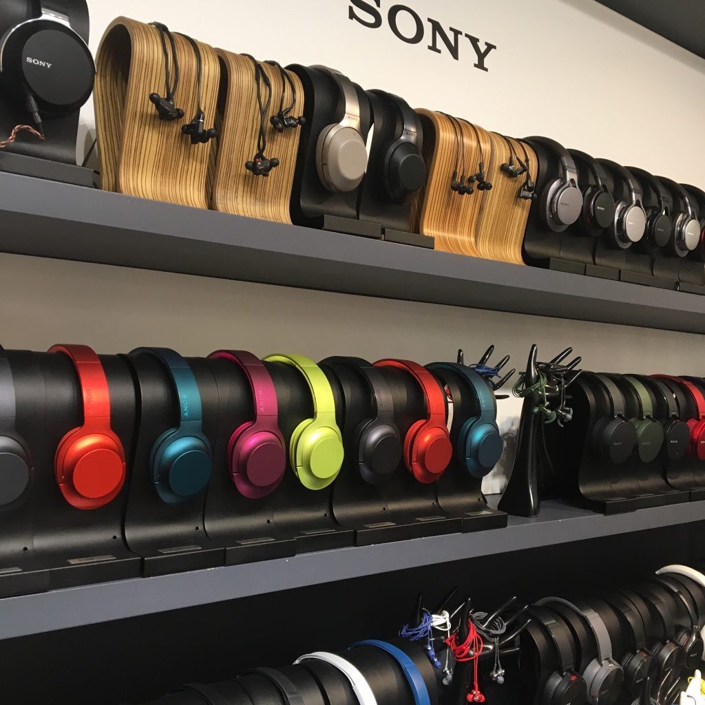 earphone-store-1-1024x1024.jpg
