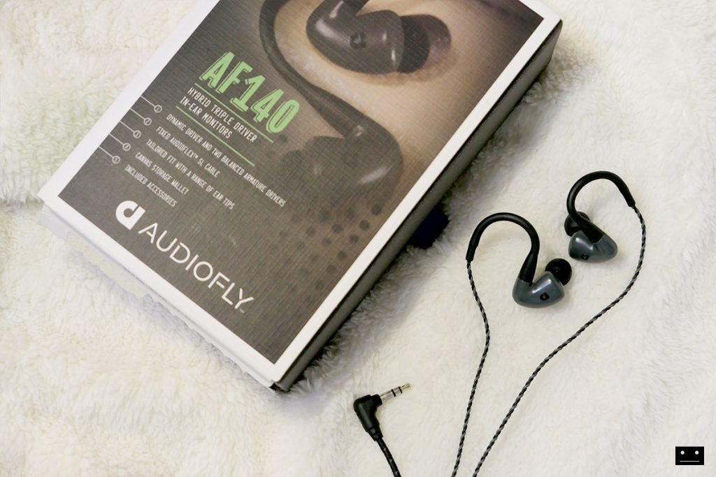 listening-music-hobby-cd-earphone-12-1024x683.jpg
