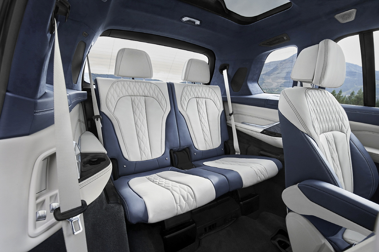 사진-BMW 코리아 플래그십 SAV 뉴 X7 (6).jpg