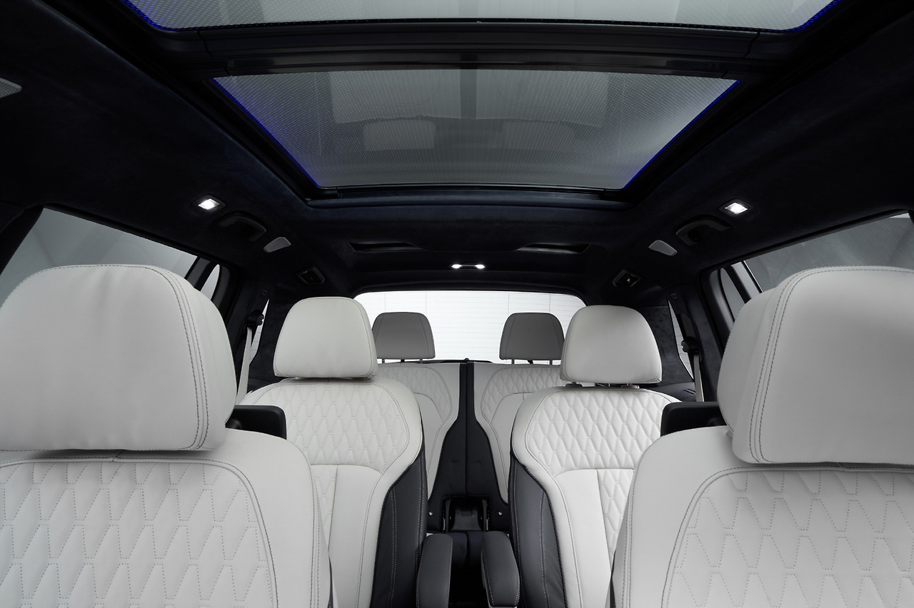 사진-BMW 코리아 플래그십 SAV 뉴 X7 (5).jpg