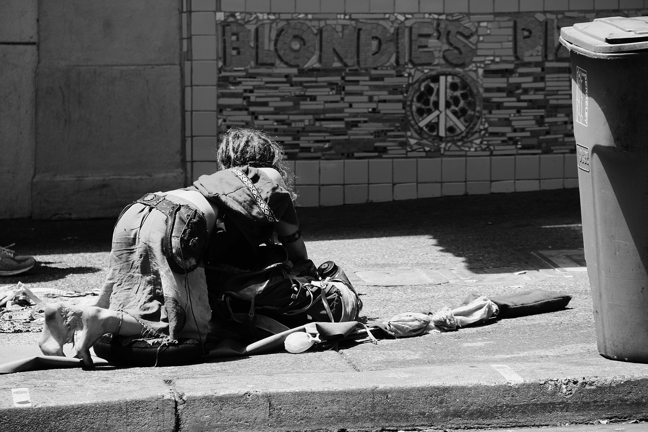homeless-986420_1280.jpg