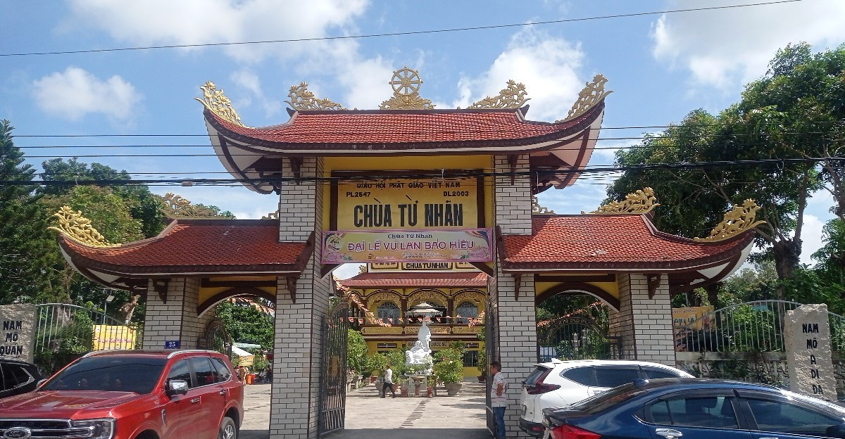 thu nhien 사찰.jpg