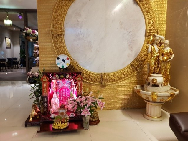 가라오케 제단.jpg