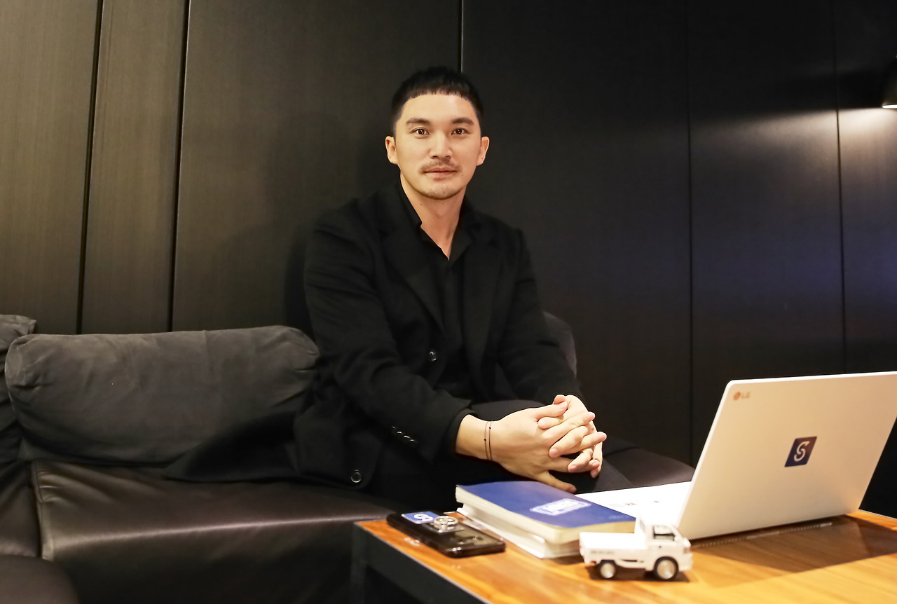 크롭 정재욱 이사님.jpg