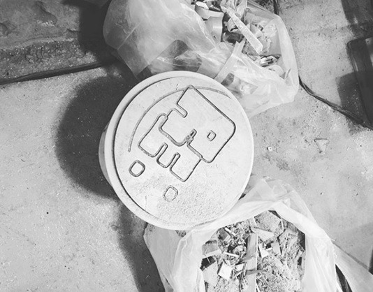 06_re 로고조각.jpg