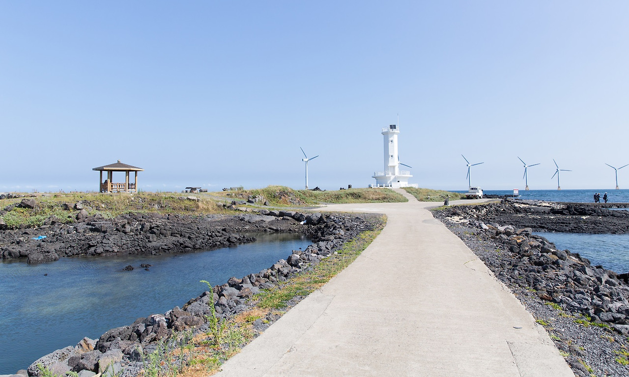 10_신창리 풍차마을 해안등대3.jpg.jpg