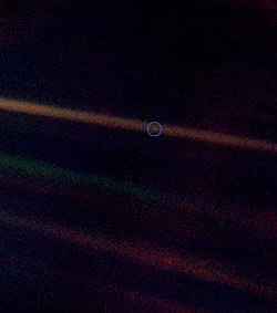 250px-PaleBlueDot.jpg